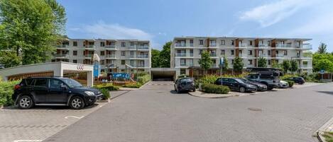 Deluxe Apartment, Garden View | Exterior