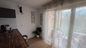 Imagen sin descripción, 3 de 19, botón