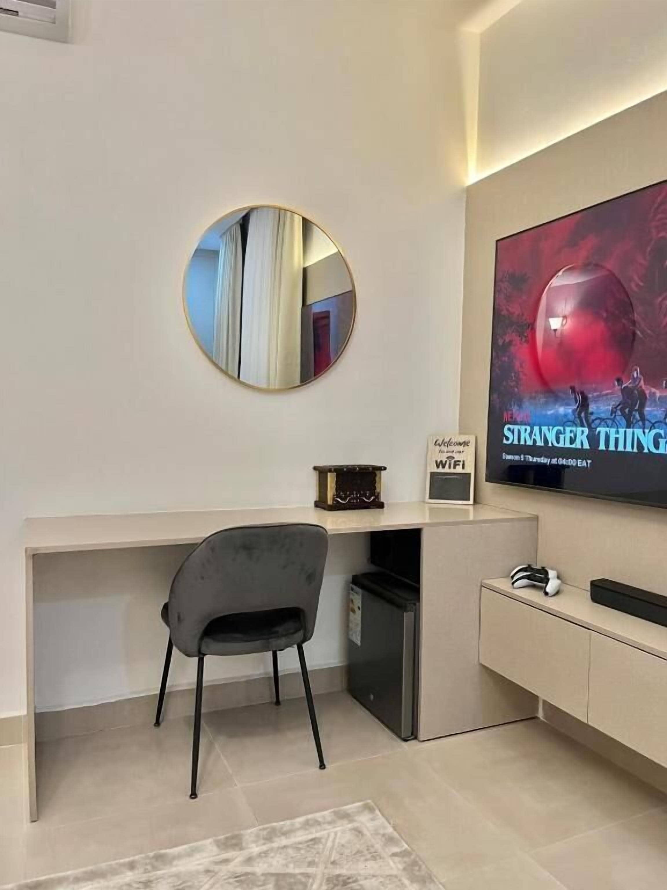 Luxury-Studio, Balkon, Meerblick | Bügeleisen/Bügelbrett, kostenloses WLAN