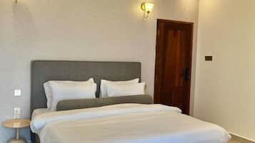 Luxury-Studio, Balkon, Meerblick | Bügeleisen/Bügelbrett, kostenloses WLAN