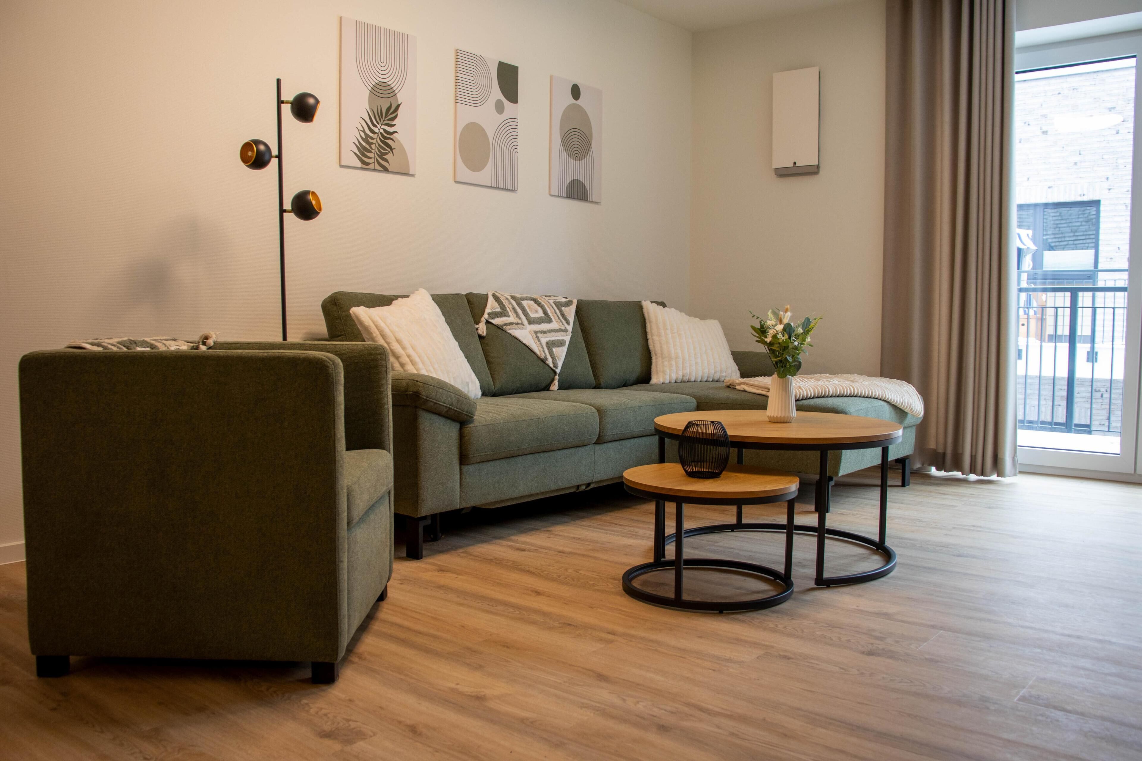 テレビ、ステレオ