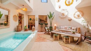 Pool - Riad Privé 4 Suites avec Piscine Chauffée, Rooftop & Vue Atlas – Médina (Marrakesh)