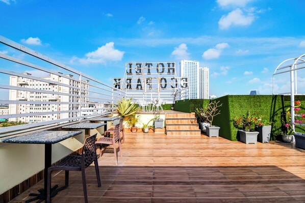 Superior Double Room | Terrace/patio - Hotel Eco Park (Barasat)