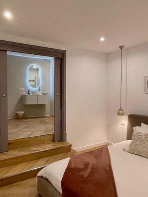 1 bedroom, free WiFi - Exclusive home with balcony and direct views of Passeig del Born (Palma)