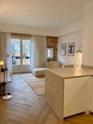 Living area - Exclusive home with balcony and direct views of Passeig del Born (Palma)