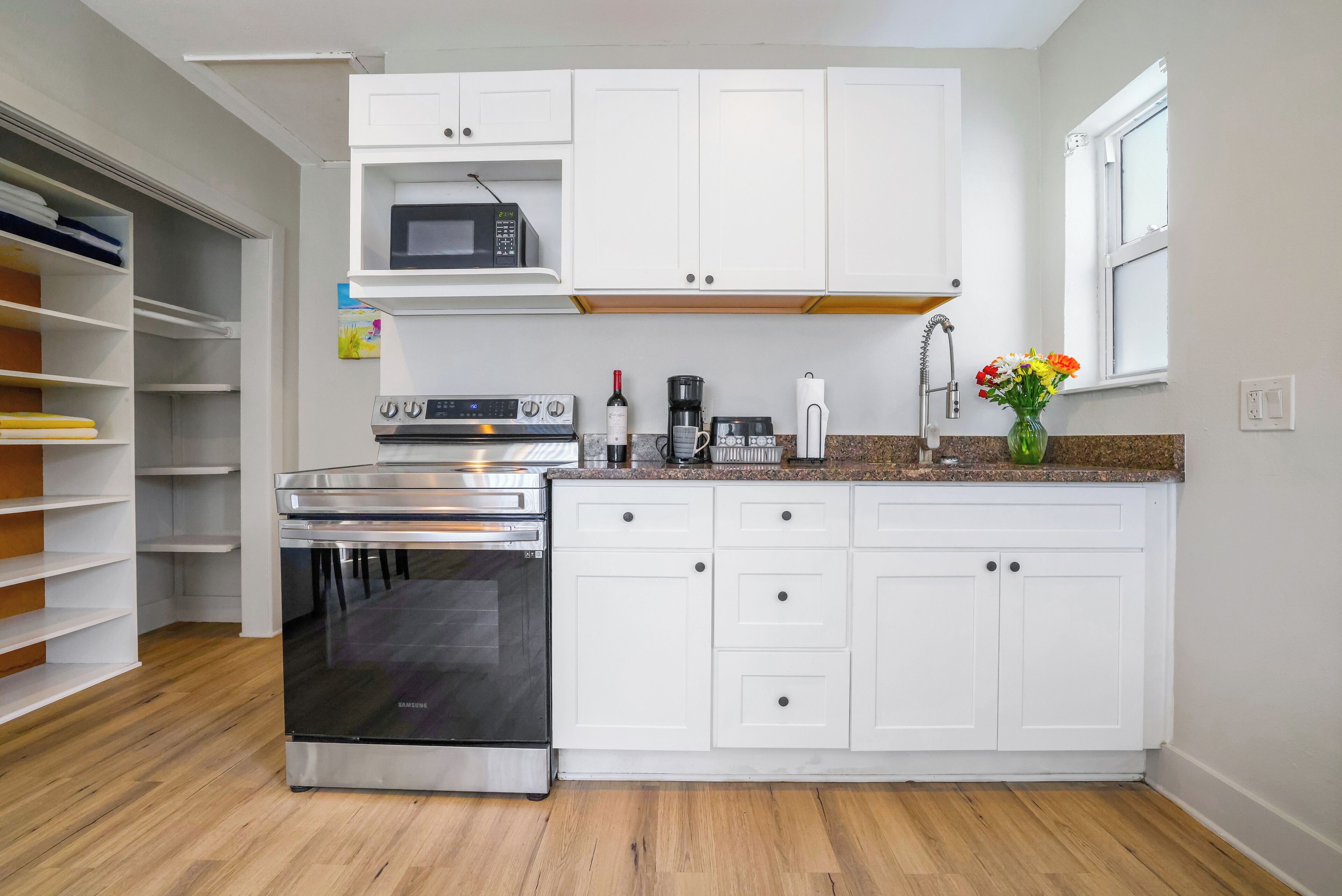 Fridge, oven, stovetop, coffee/tea maker - A boutique, renovated coastal retreat featuring fully equipped condos w/kitchen, minutes walking to the beach & restaurants, exciting amenities like a heated pool, BBQ Grill, hammock and fun yard games. Centrally located, minutes to Pompano Beach! (Pompano Beach)