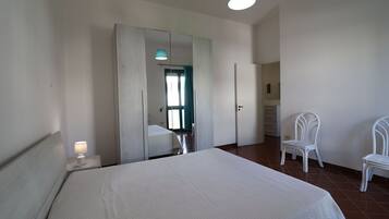 2 bedrooms, iron/ironing board, travel crib, free WiFi