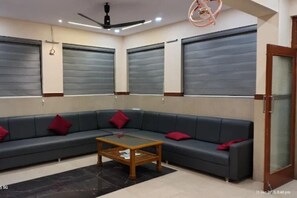 Unclassified image, 2 of 8, button - Hotel Shreenidhi Dwarka (Dwarka)