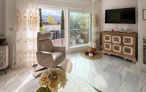 Stunning home in Cenes de la Vega