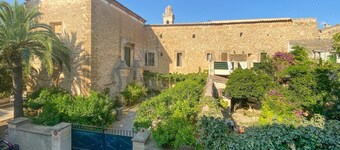 Lovely home in Petra with private swimming pool, can be inside or outside