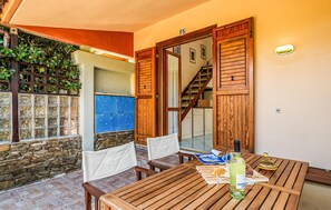 Outdoor dining - Beautiful home in Stintino with WiFi (Stintino)