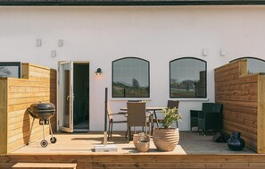 Outdoor dining - 2 bedroom nice apartment in Glemmingebro (Glemmingebro)