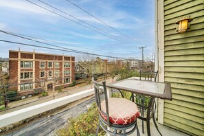 Apartment (3 Bedrooms) | Interior - 4 Mi to Lumen Field! Centrally Located Townhome (Seattle)