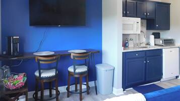Apartment (0 Bedroom) | Front of property