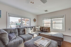 Interior - Canal-front Backyard Oasis! Jersey Shore Retreat (Brick)