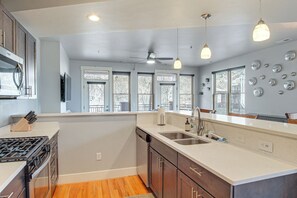 Apartment (3 Bedrooms) | Interior - One-of-a-kind Riverside Condo in Downtown Salida (Salida)