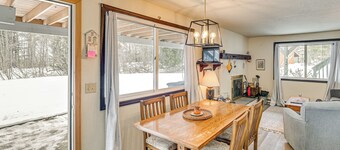 3 Mi to Windham Mountain: Pet-friendly Apt w/ Yard