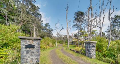 Lush Island Oasis Near Volcanoes National Park