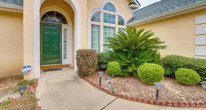 11 Mi to Savannah! Suburban Home w/ Spacious Yard