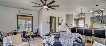 Pool Access, Walk to Water! Possum Kingdom Cabin