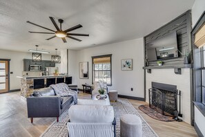 House (2 Bedrooms) | Interior - Pool Access, Walk to Water! Possum Kingdom Cabin (Graford)