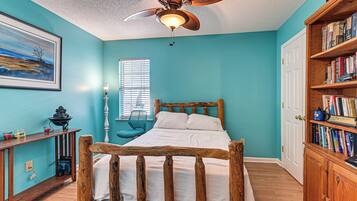 House (5 Bedrooms) | Interior