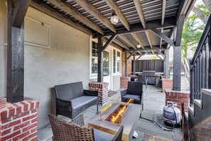 House (6 Bedrooms) | Interior - Walk to Historic West End! 'queen Anne Manor' (Danville)