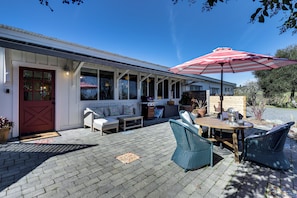 Apartment (0 Bedroom) | Interior - 'red Barn Guest Cottage' Wine Country Escape (Sebastopol)