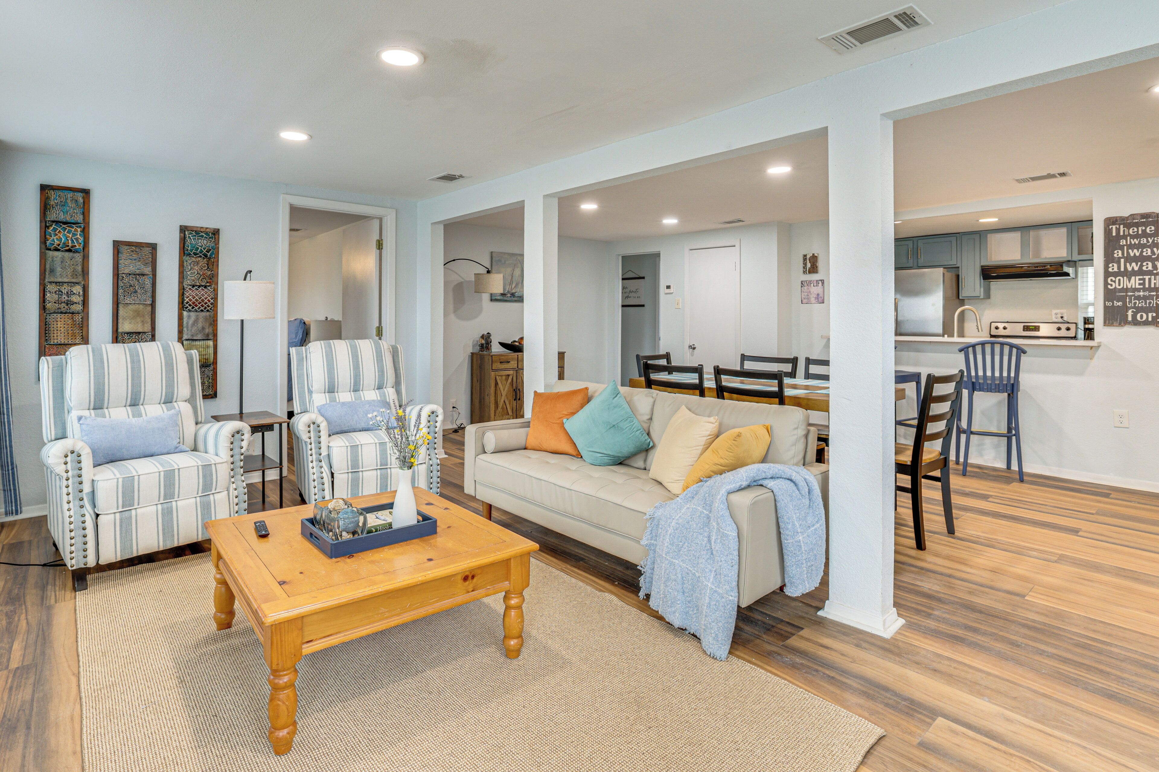 House (3 Bedrooms) | Interior