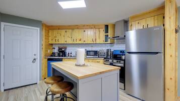 House (1 Bedroom) | Interior