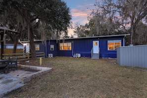 House (1 Bedroom) | Interior - Bass Fishing Haven! Waterfront Hawthorne Home (Hawthorne)