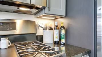 House (1 Bedroom) | Interior