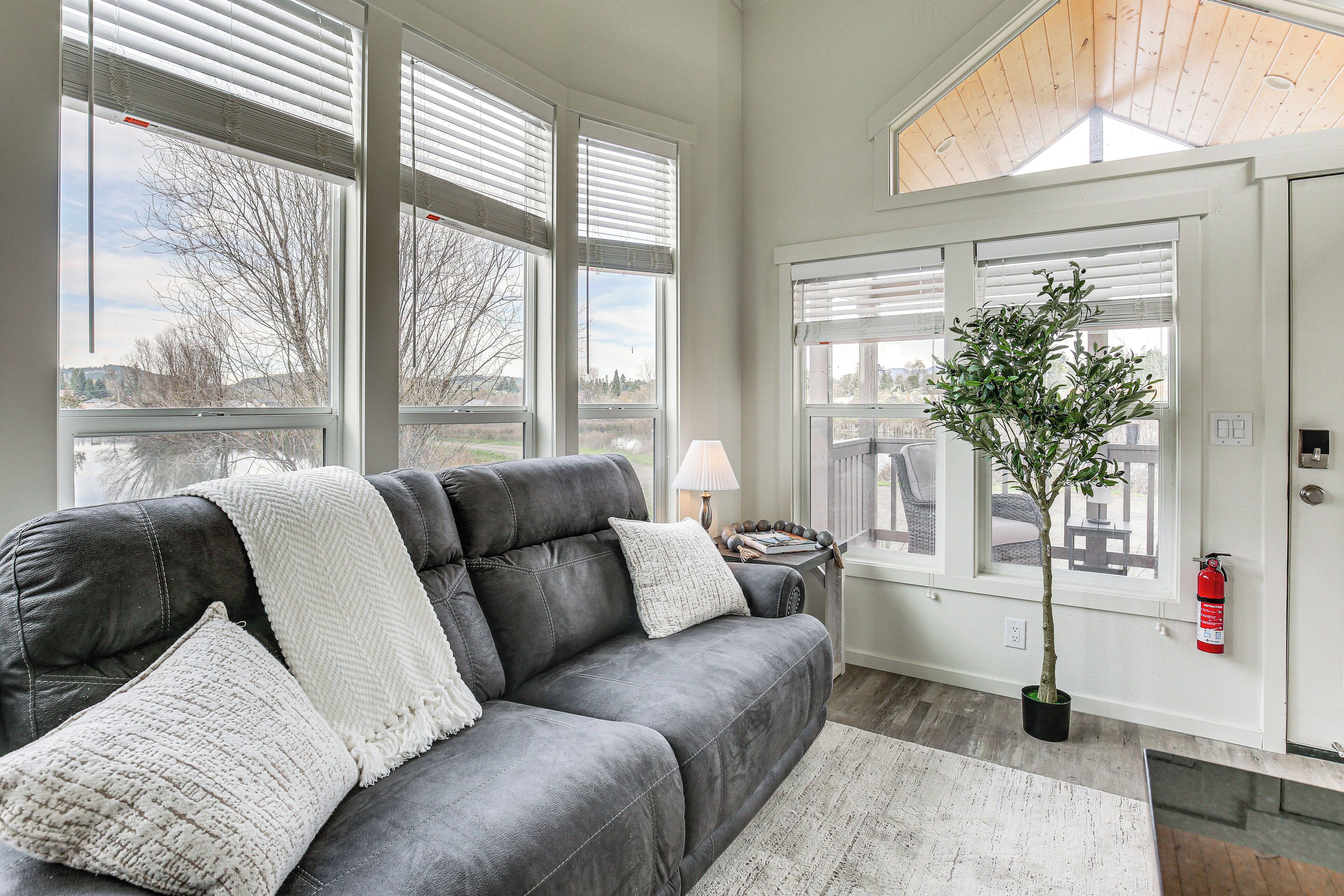 House (1 Bedroom) | Interior