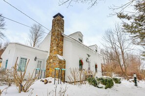 House (3 Bedrooms) | Interior - Historic 1820s Homestead on Battenkill River! (Arlington)