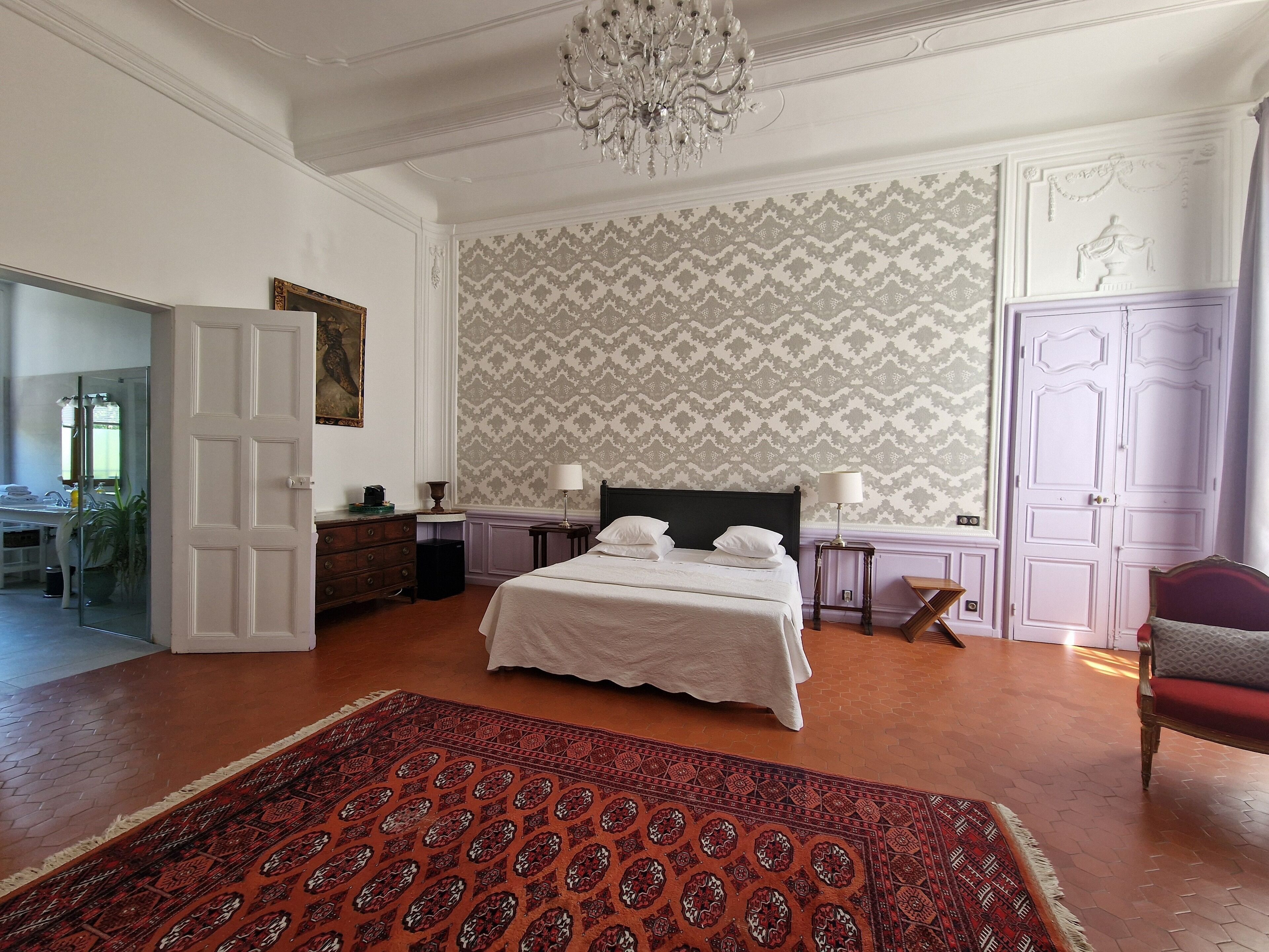 Deluxe tweepersoonskamer | Luxe beddengoed, gratis wifi, beddengoed