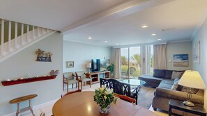 TV - Villa 108 - 2 bedroom. 1.5 bathroom (Jekyll Island)