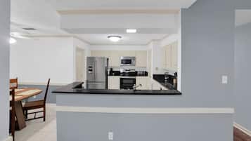 House | 4 bedrooms, Internet