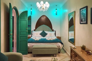 Deluxe Suite, Patio, Pool View | In-room safe, iron/ironing board, free WiFi - Riad Lia ou Lik (Marrakech)