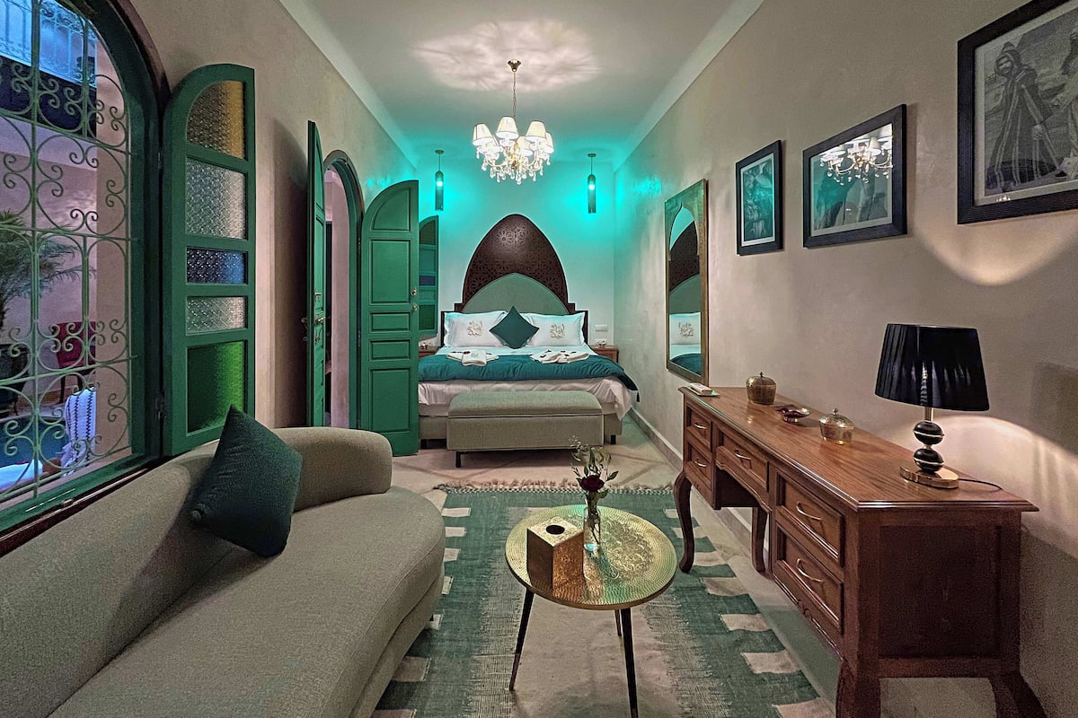 Deluxe Suite, Patio, Pool View