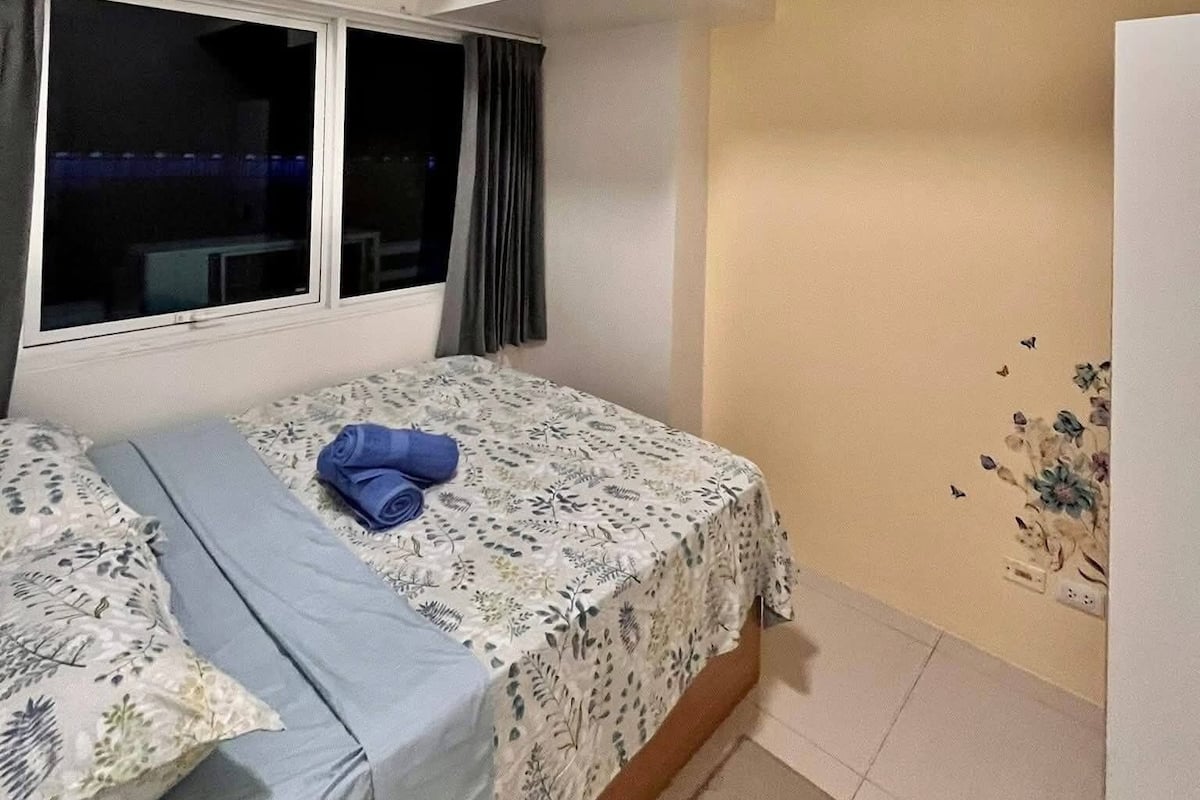 Economy Condo, Balcony, City View | Desk, laptop workspace, free WiFi