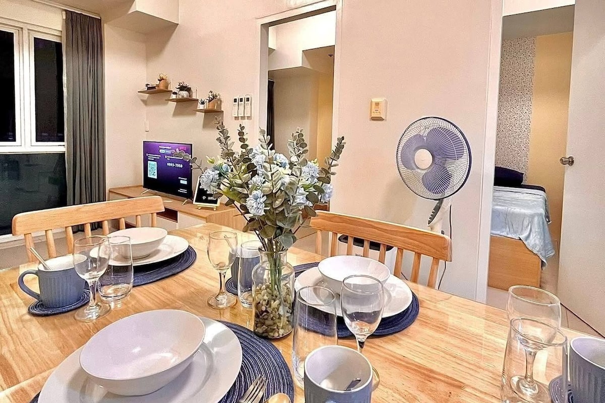 Condo econômico, sacada, vista para a cidade