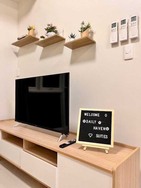 Unclassified image, 1 of 15, button - Casa Filipina Subdivision (Parañaque)