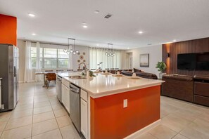 House | 15 bilik tidur 