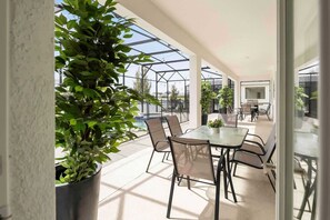 House | 15 bilik tidur 