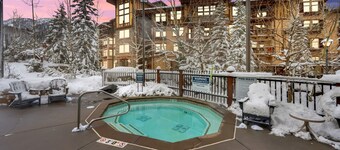Peaks and Pines by Cottonwood Lodging - New Solitude Rental!