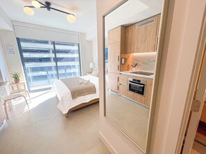 Uklassifisert bilde, 3 av 16, knapp