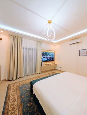 Unclassified image, 5 of 14, button - Sultana Home with Ocean & Harbor View (Zanzibar)