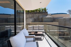 Terrace/patio - 2B Beach View | Shared Pool & Beach Access (Huatulco)