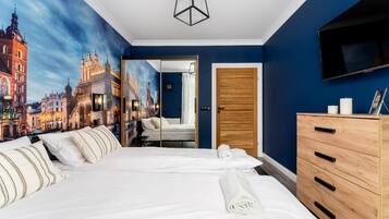 Iron/ironing board, free WiFi