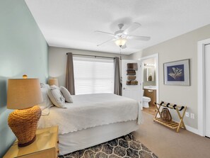 Unclassified image, 4 of 21, button